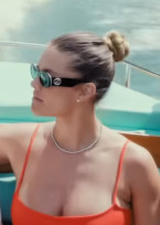 Nina Agdal wears Gucci GG0517S sunglasses in the HBO Max series Paul America, episode 4.