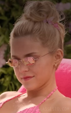 Lexi Minetree as Elle Woods wears Gucci GG1648S 005 Gold Pink sunglasses in the series Elle.