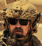 James Jordan wears a pair of Oakley Holbrook OO9102 sunglasses in the series Lioness (2024).