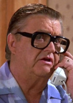 Barney Martin, who plays Jerry Seinfeld's father Morty, wears the Preciosa Goliath eyeglasses in the series Seinfeld.