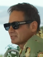 David Duchovny wears a pair of Saint Laurent SL659 sunglasses in Malice.