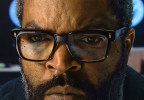 Ice Cube wears black Jacques Marie Mage Molino eyeglasses in the 2025 movie War of the Worlds.