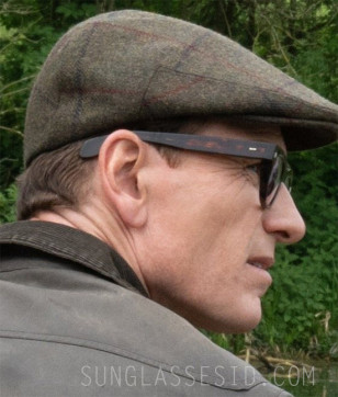 Michael Fassbender wears Cutler and Gross 9772 eyeglasses in Black Bag.