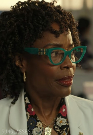 Charlayne Woodard wears Miu Miu MU01VV eyeglasses in the Netflix series Pulse.