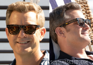 Joshua Jackson as Dr. Max Bankman wears Oliver Peoples N.04 in the series Doctor Odyssey.