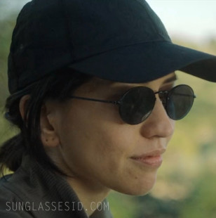 Sonoya Mizuno wears Ray-Ban RB3547 Oval sunglasses in the movie Am I OK?