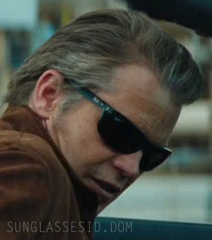 Timothy Olyphant wears Ray-Ban RB4089 Balorama sunglasses in the series Lucky