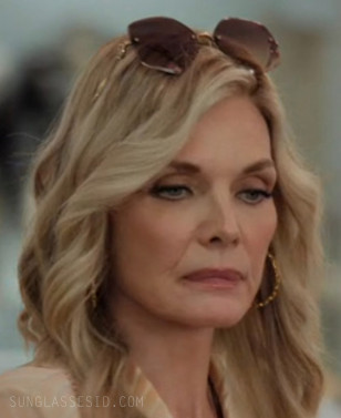 Michelle Pfeiffer wears Tory Burch TY6111 sunglasses in Episode 1 of the series Margo's Got Money Troubles.