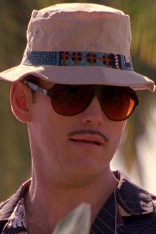 Matt Dillon wears BluBlocker sunglasses in the movie There's Something About Mary.
