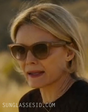 Michelle Pfeiffer wears Céline CL4003IN sunglasses in the series The Madison.