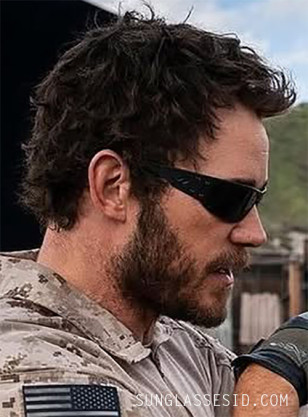 Chris Pratt wears a pair of black Gatorz Magnum tactical sunglasses on the set of The Terminal List: Dark Wolf.