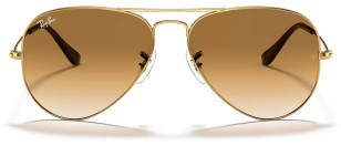 Ray-Ban RB3025 Aviator sunglasses with gradient lenses