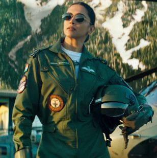 Deepika Padukone wears gold Ray-Ban RB3547 sunglasses in Fighter.