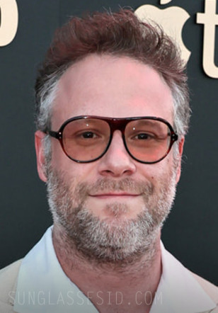 Seth Rogen wears a pair of vintage aviator-style glasses with photochromic lenses at the premiere of The Studio.