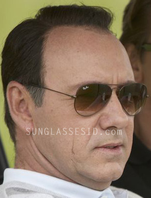 Ray-Ban 3025 Large Aviator - Kevin Spacey - Casino Jack | Sunglasses ID -  celebrity sunglasses
